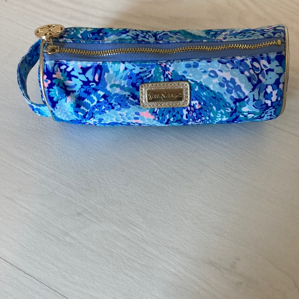 Rare Lilly Pulitzer makeup bag